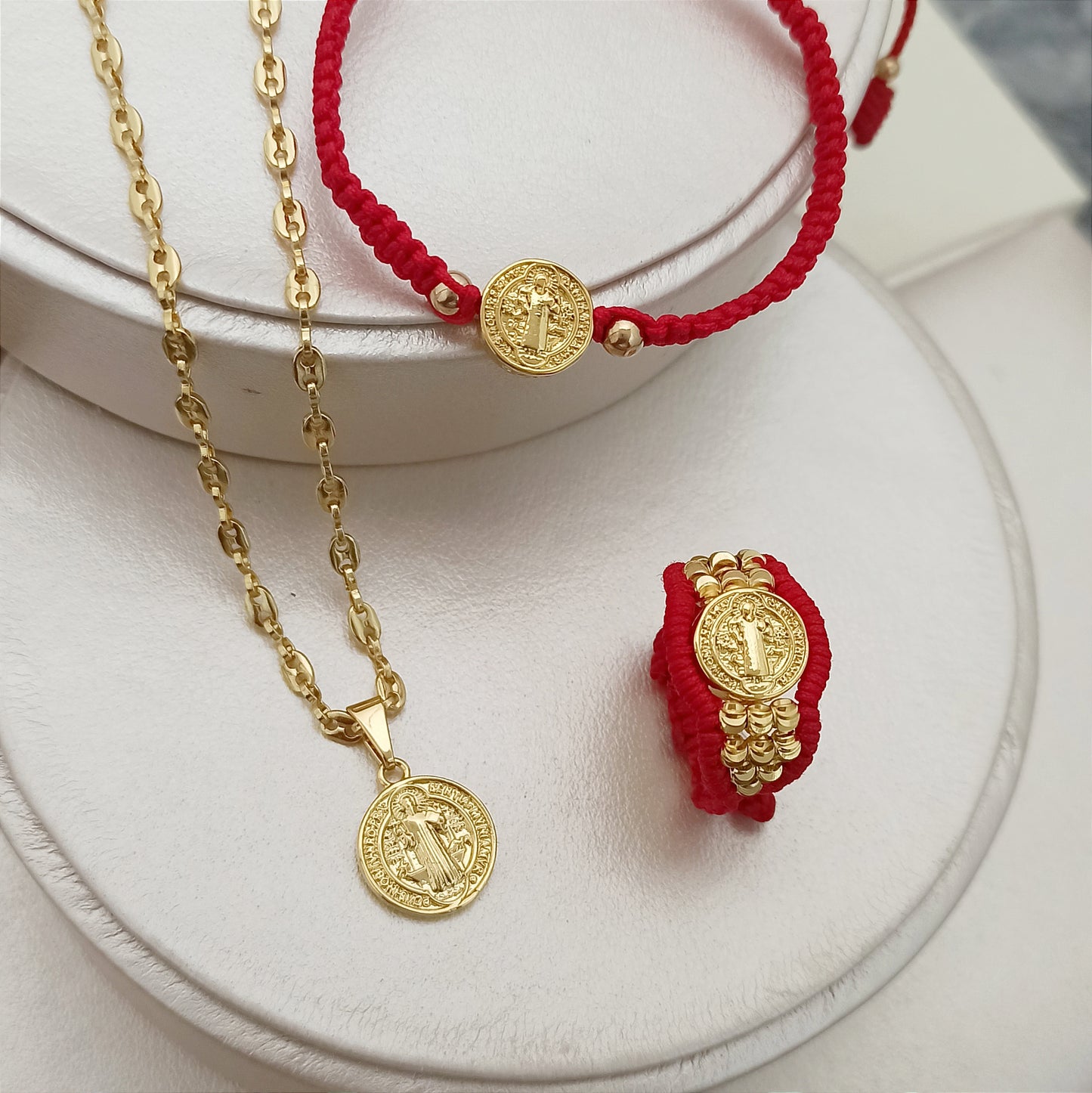 Set Cadena, Dije, Manilla y Anillo San Benito Protector