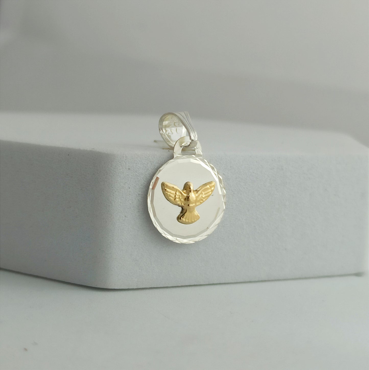 JPO23151 - Dije Medalla Espiritu Santo Plata y Oro