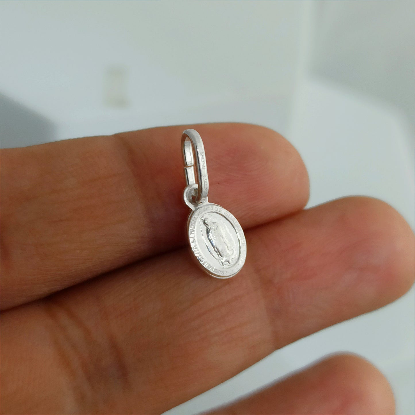 JP23545 - Dije Mini Virgen Guadalupe