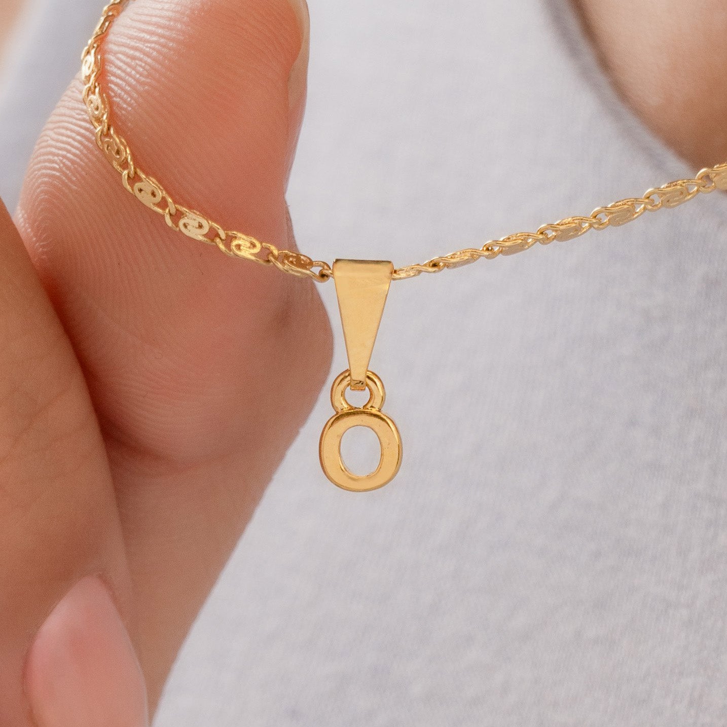 26360O - Dije Silueta Letra O Lisa Mini