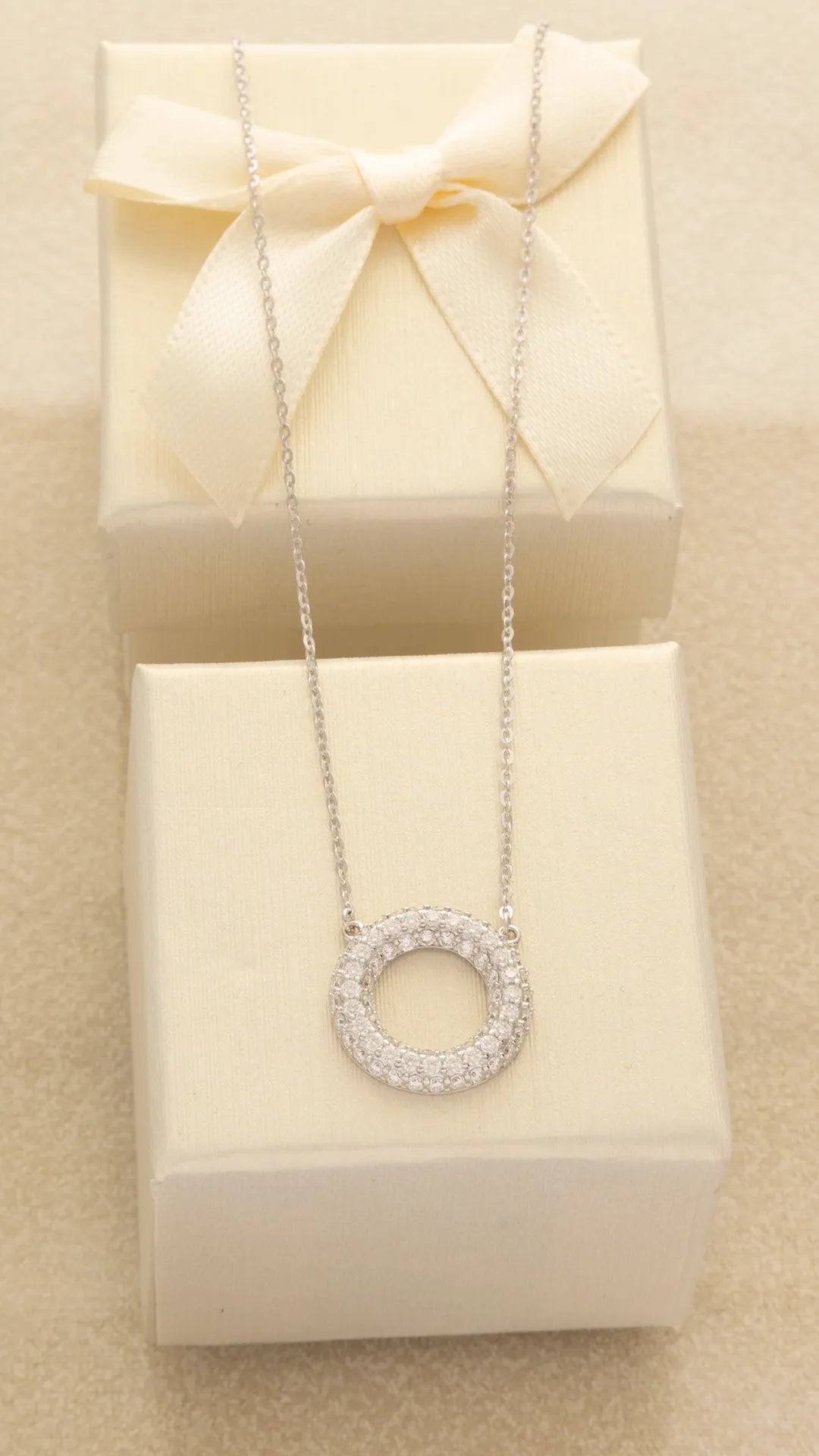 JP40007 - G Circulo Pave 16 mm 40 Cms + Ext
