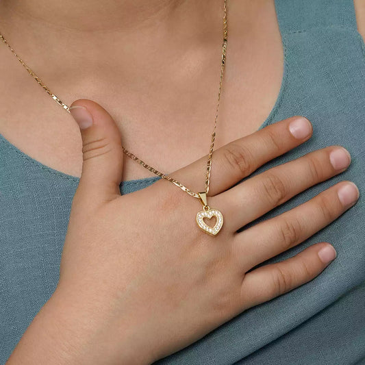 23143 - Dije Corazón Silueta Circonias