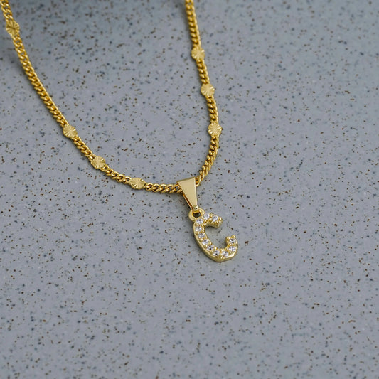 23370C - Dije Silueta Letra C Mediana Con Circones