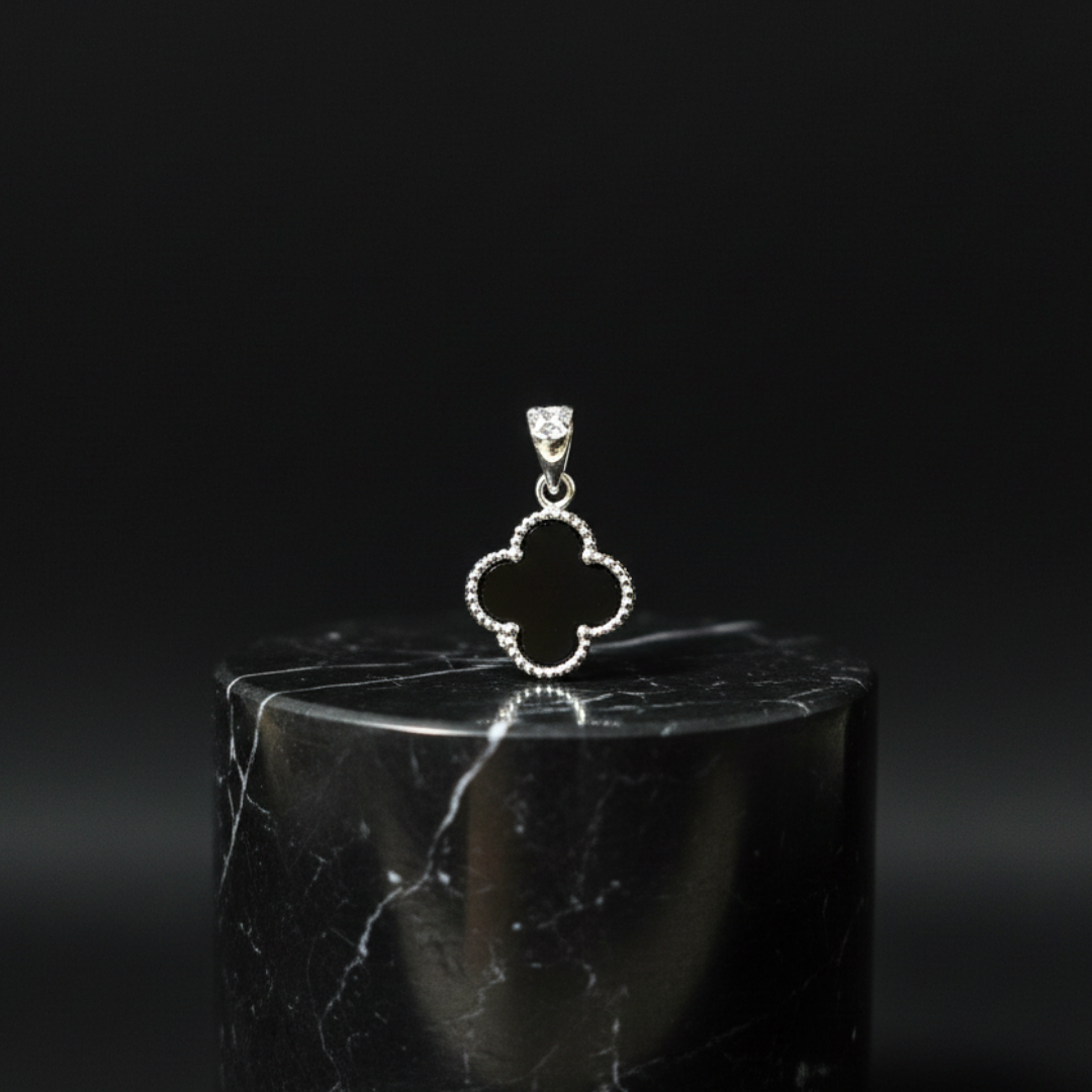 JP26003 - Dije Clover Negro