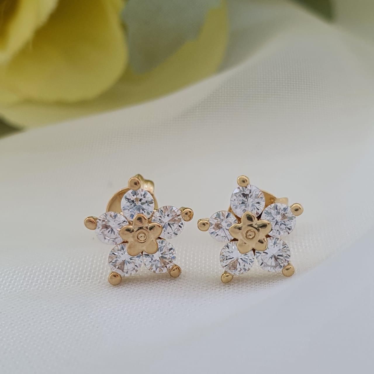 34019 - Topitos Flor 5 circonias 💎ᴠɪᴘ