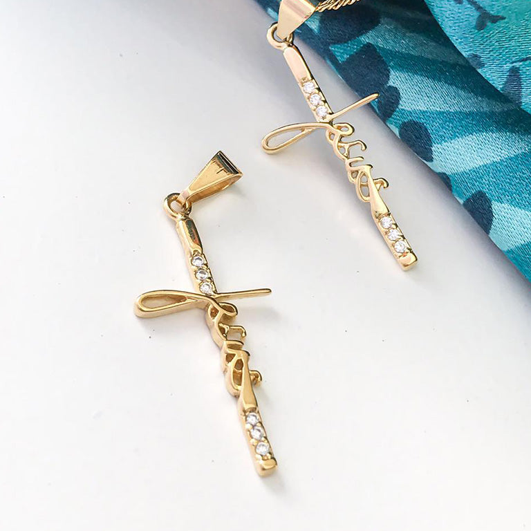 23088 - Dije Cruz Jesus con Circonias