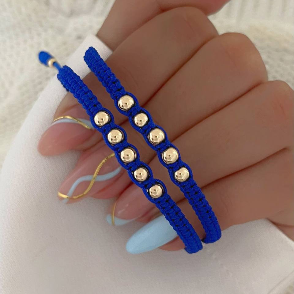 MP09 - Par manillas balines macrame adentro