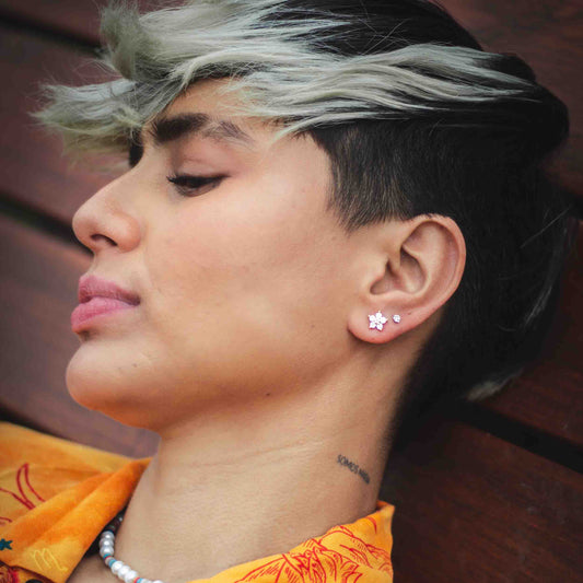 34019 - Topitos Flor 5 circonias 💎ᴠɪᴘ