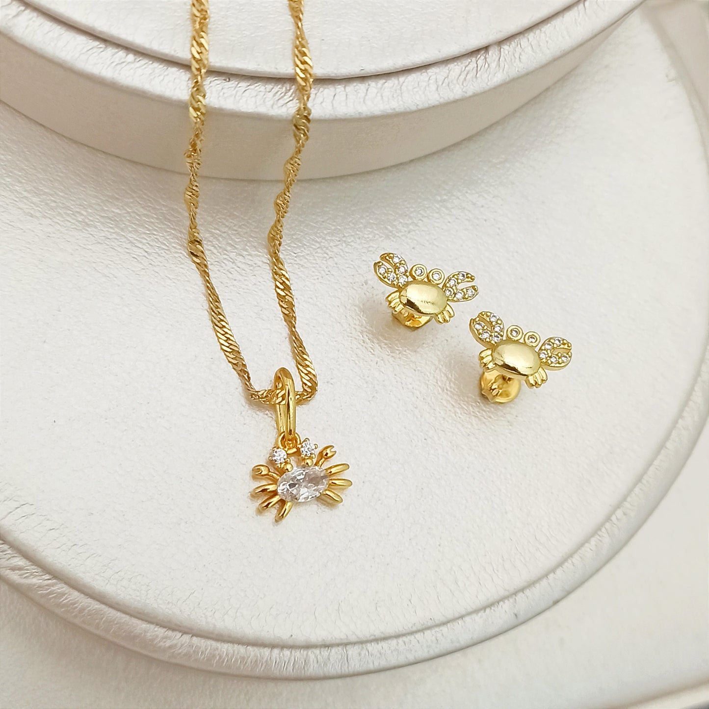 Set Cadena, dije y topitos Cangrejo con Circones