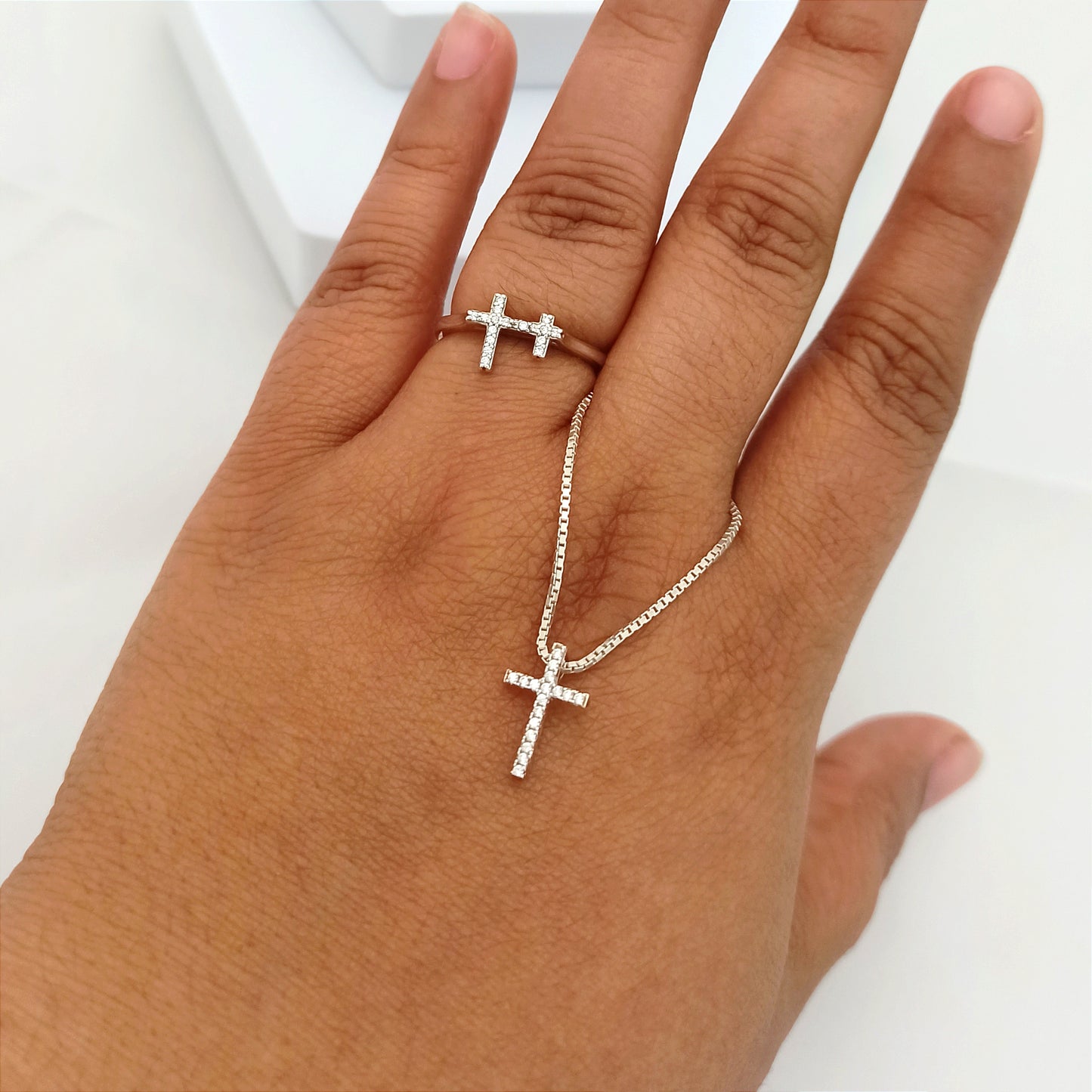 Conjunto cadena, dije y anillo Fe Brillante