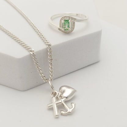 Conjunto cadena, dije y Anillo Solitario Esmeralda