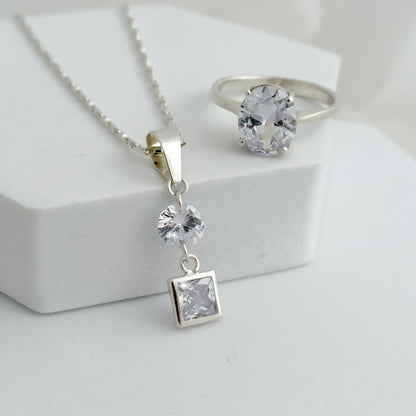 Conjunto Cadena, dije circones colgantes y anillo Oval