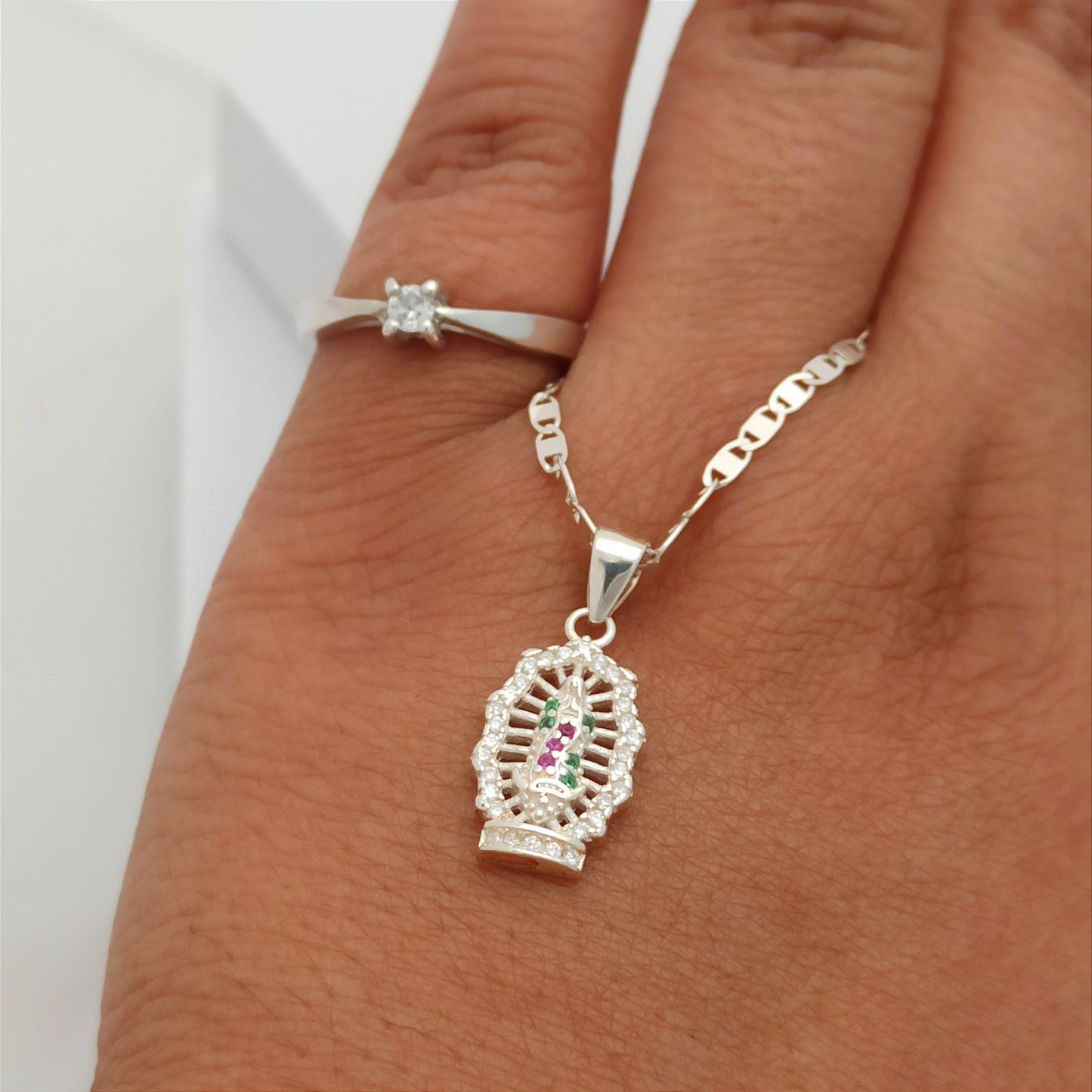 Conjunto Cadena, dije Guadalupe con Anillo Circon