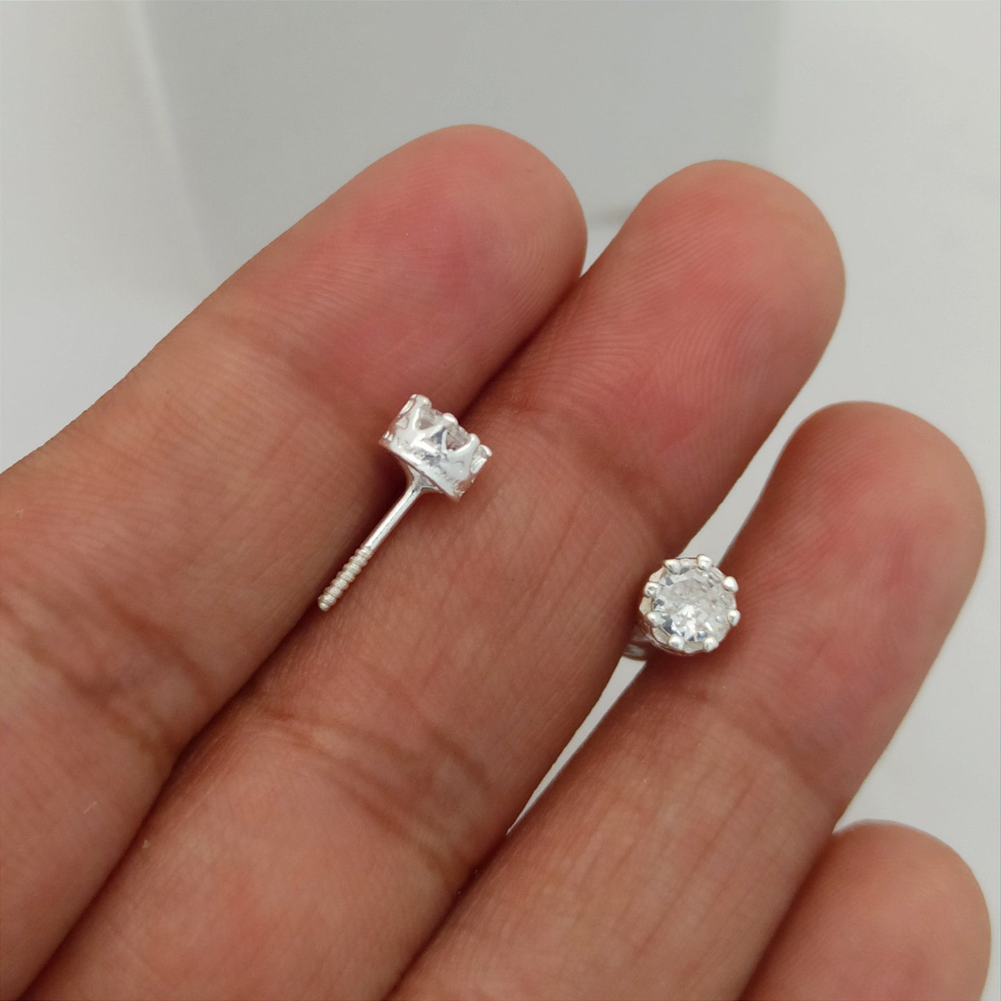 JP34273 - Topito Corona con Circon Redondo Cristal