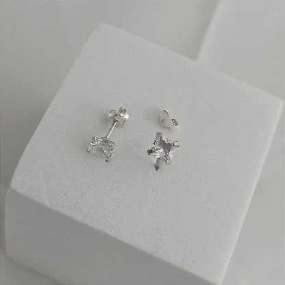 JP34039C - Topito Circon Cuadrado Cristal 6mm