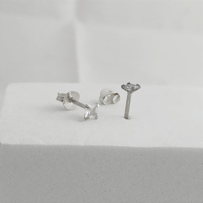 JP33019C - Topito Circon Cuadrado Cristal 4mm