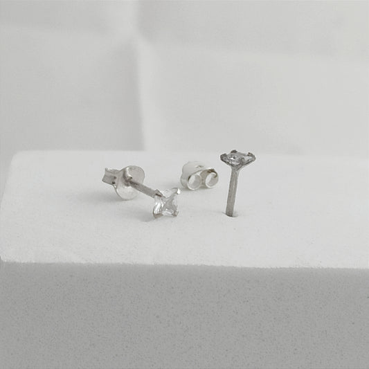 JP33019C - Topito Circon Cuadrado Cristal 4mm
