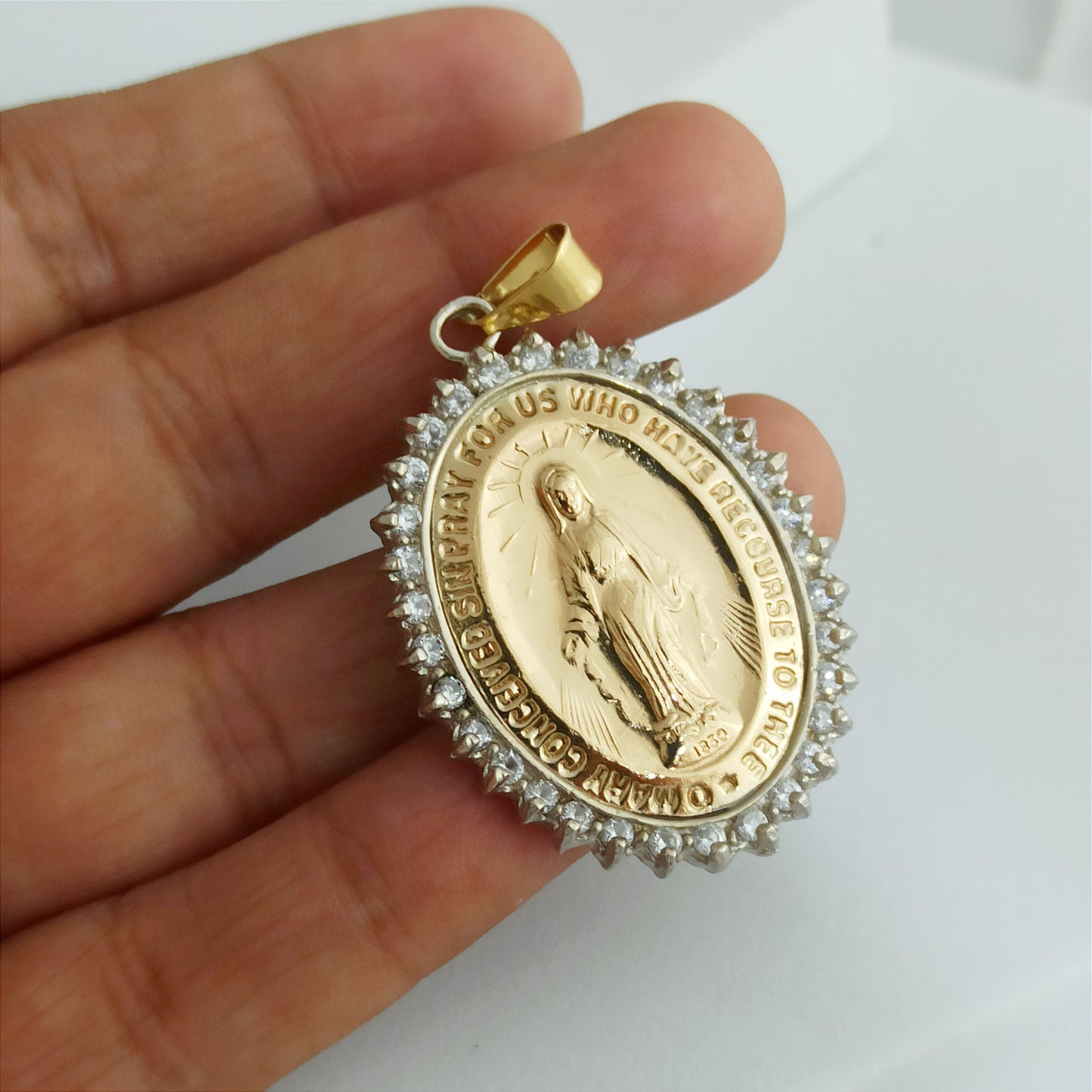 JPO24763 - Dije Virgen Milagrosa Grande