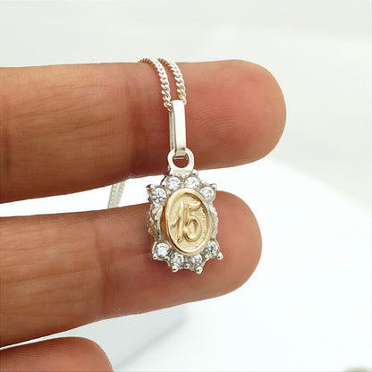 Conjunto Quinceañera cadena, dije, aretes y anillo