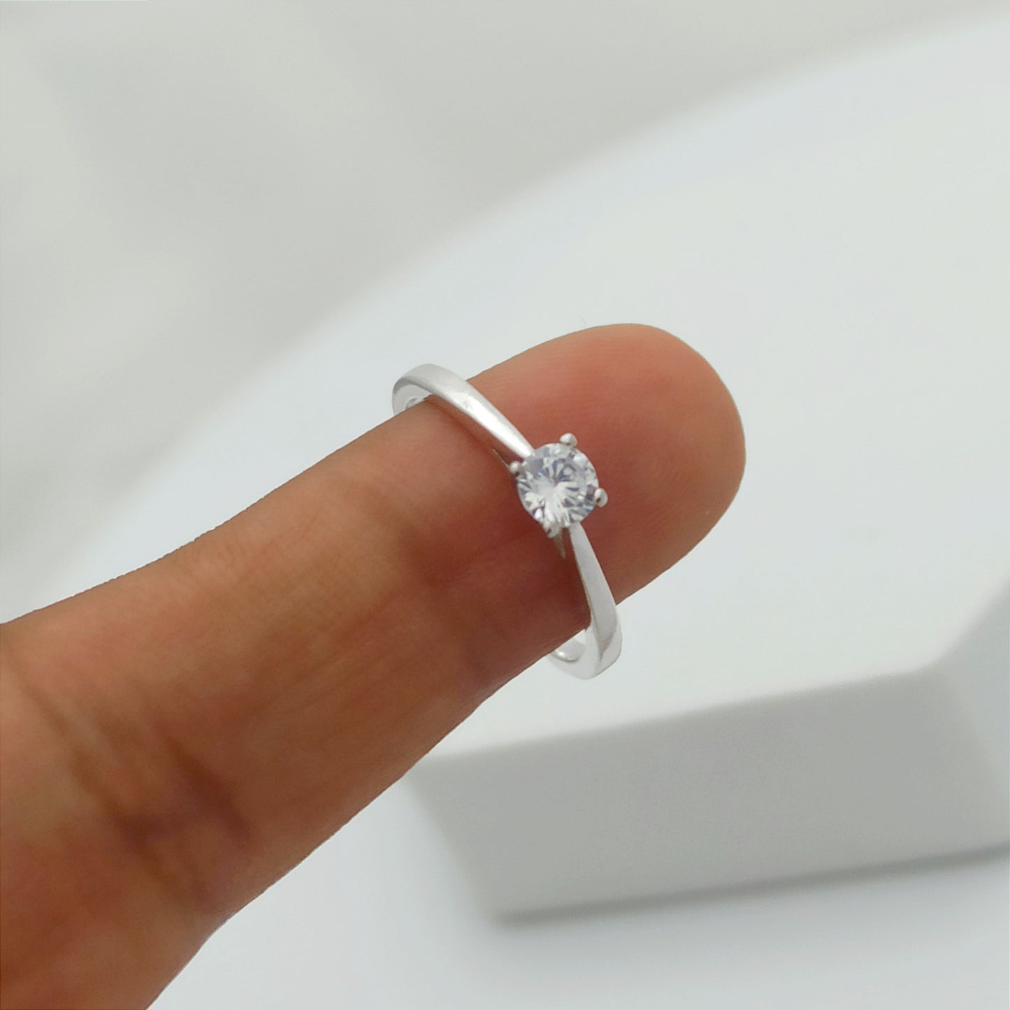 Anillo de Compromiso Midi Circon Redondo