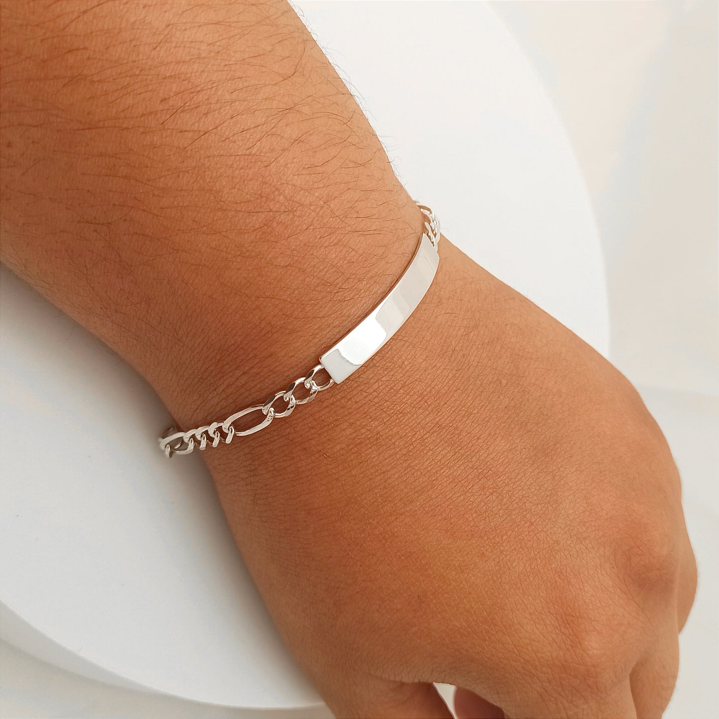 JP56112 - P Esclava Cartier 3*1 Curva de 4mm y 19cm