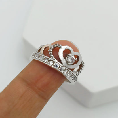 Anillo Silueta de Corazones en Forma de Corona