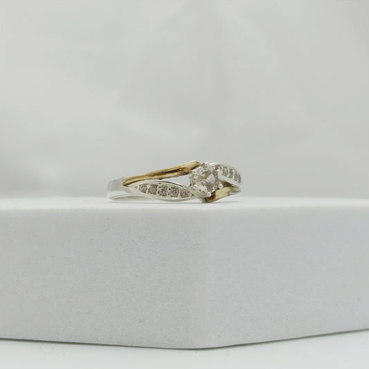Anillo de Compromiso Linea y Circones