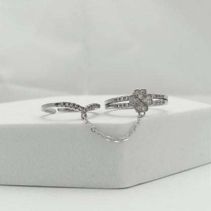 Anillo Clover Doble con Circones