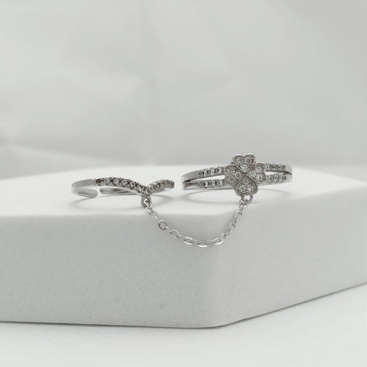 Anillo Clover Doble con Circones