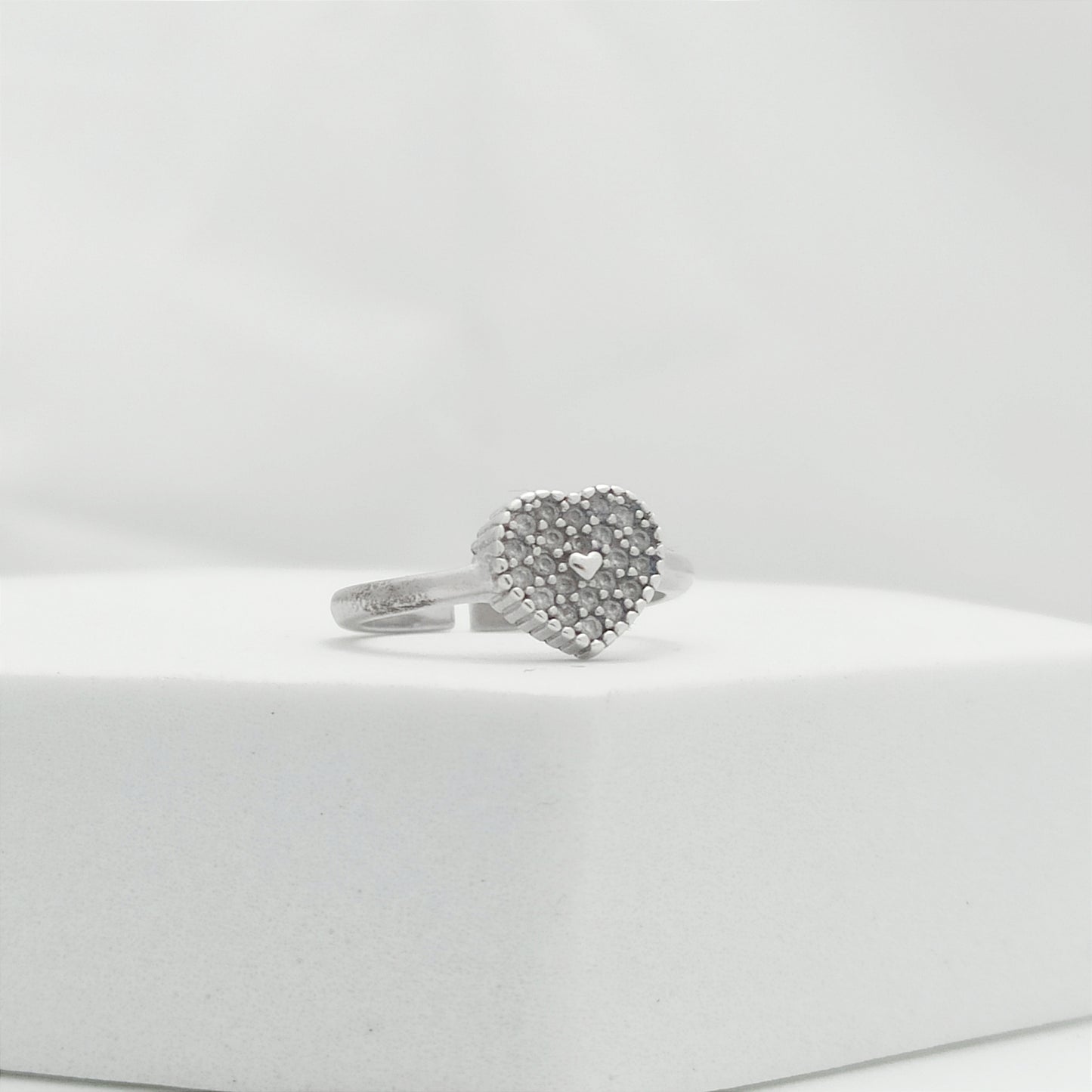 Anillo Corazón con Circones