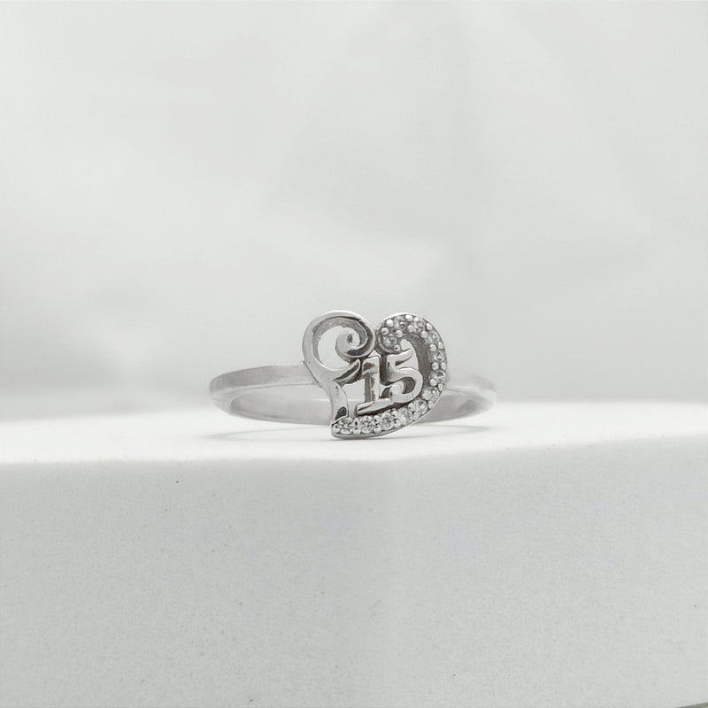 Anillo Corazón de 15