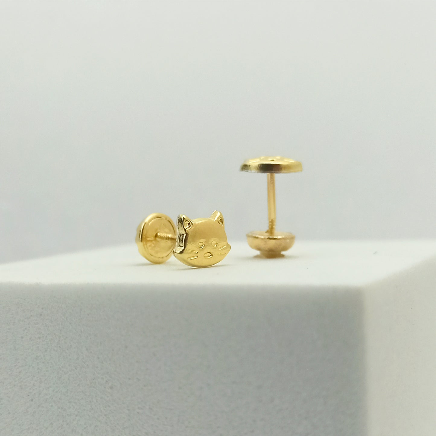 J38034 - A Topitos Gato