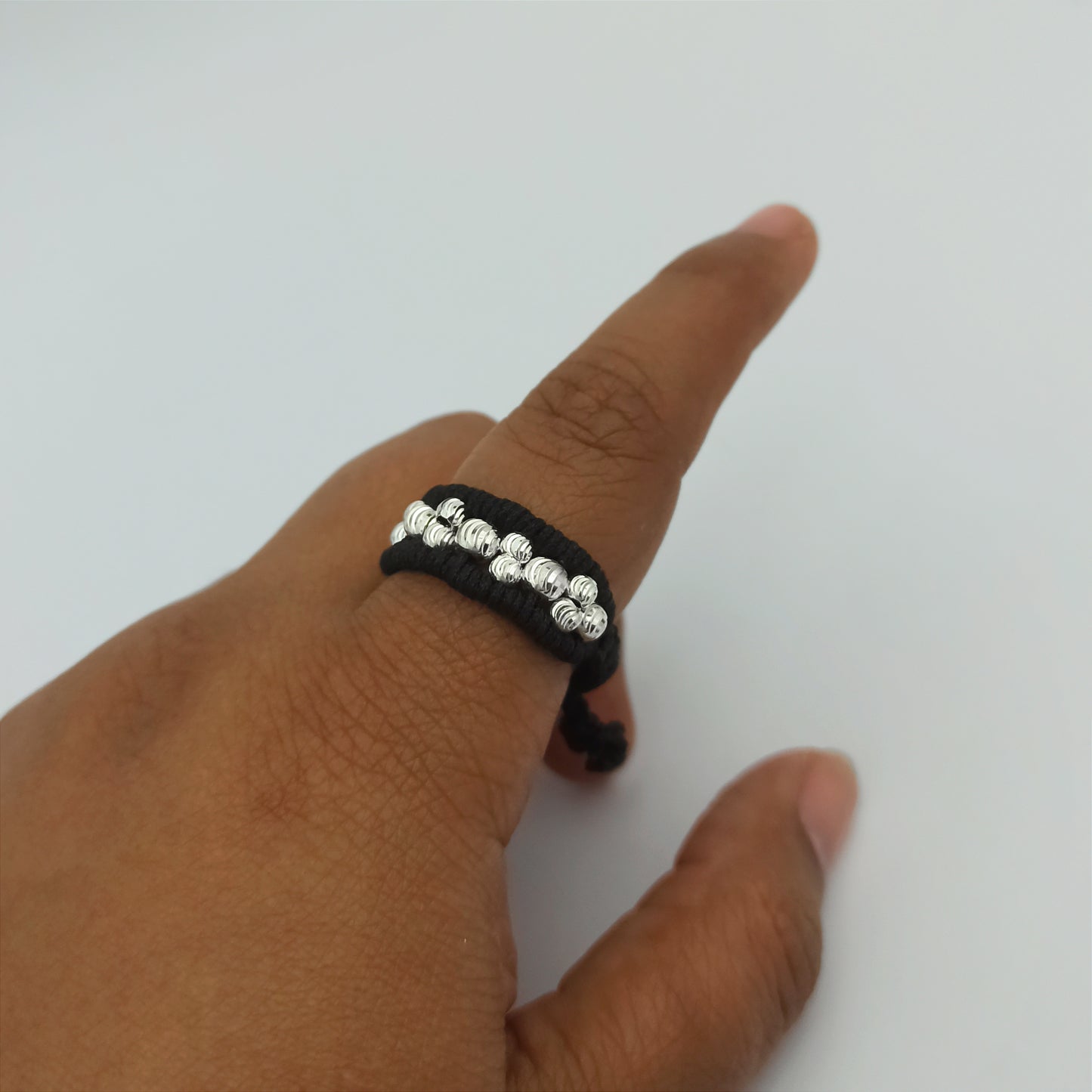 ATP10 - Anillo Tejido con Borde y Balines Italianos