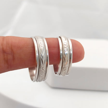 Par de Argollas con Grabado Laurel