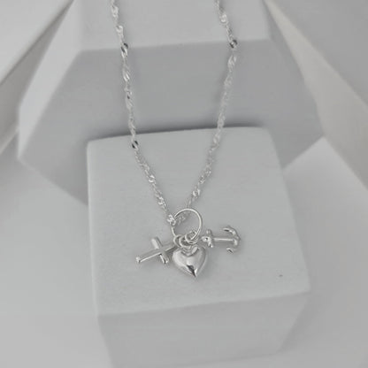 Conjunto Cadena Singapur con Dije Tres Gracias