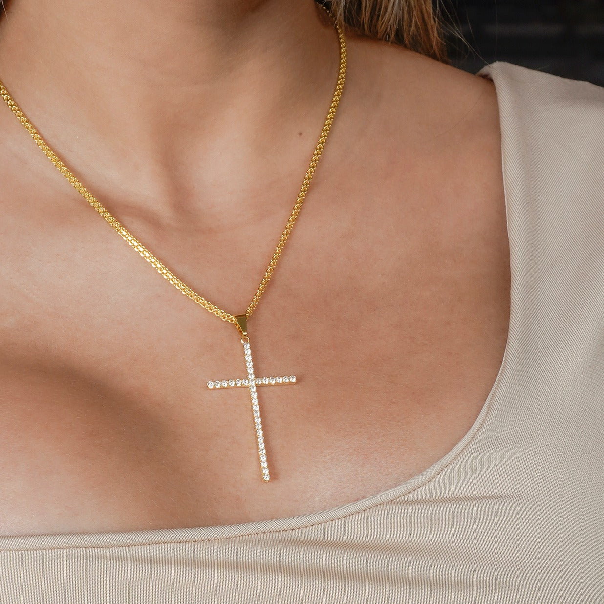 23136 - Dije Cruz Sparkle 5 Cms