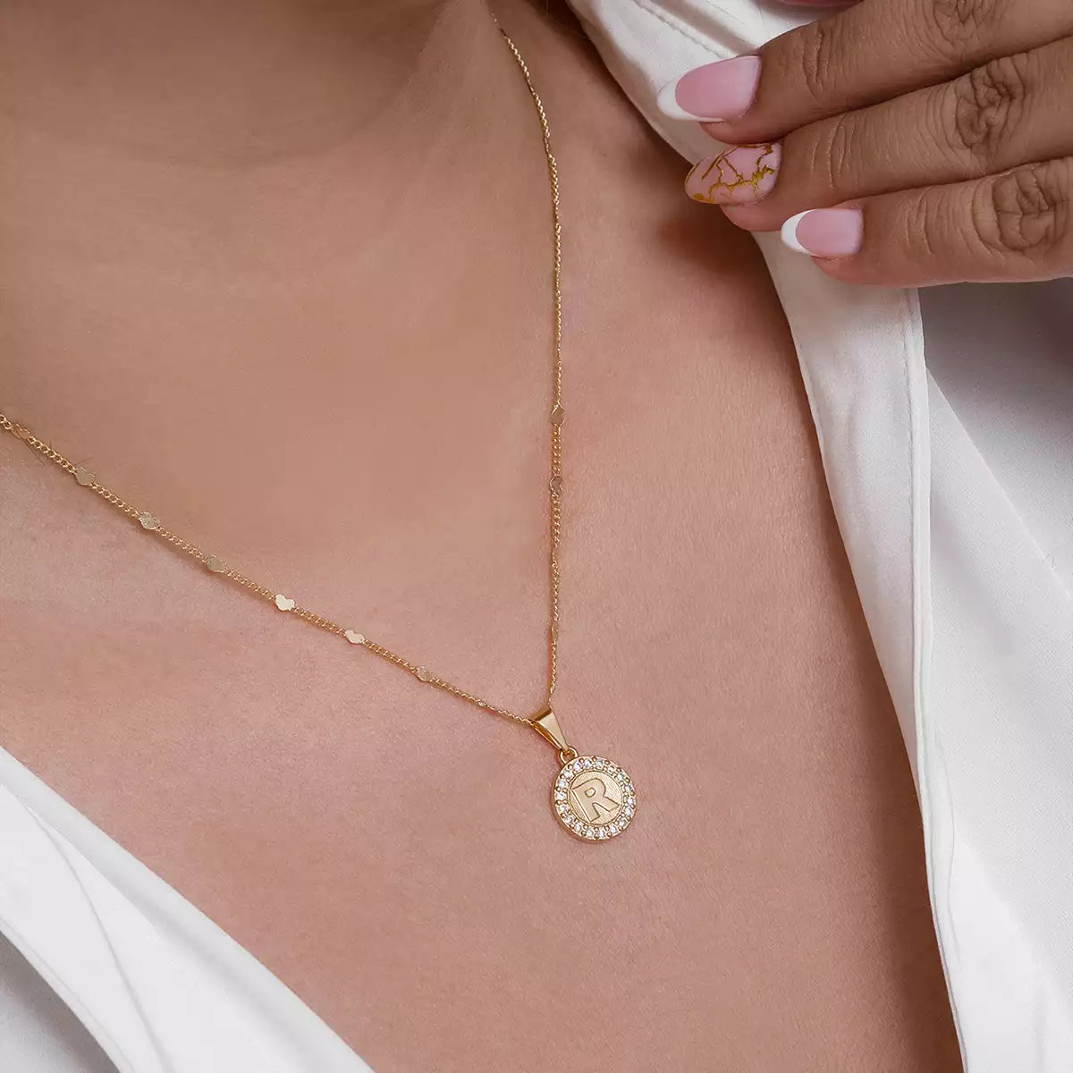 23360R - Dije Letra R