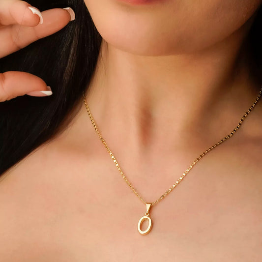 25360O - Dije Silueta Letra O Lisa Grande