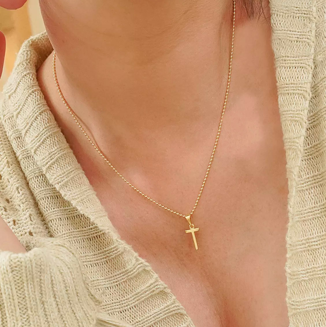 25360T - Dije Silueta Letra T Lisa Grande