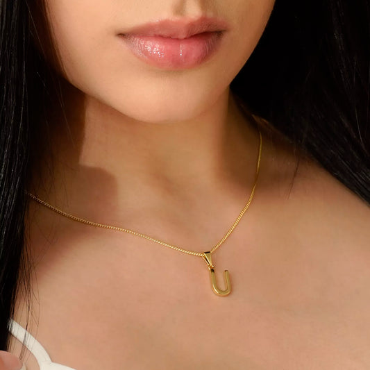 25360U - Dije Silueta Letra U Lisa Grande