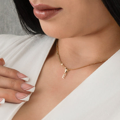 26360E - Dije Silueta Letra E Lisa Mini