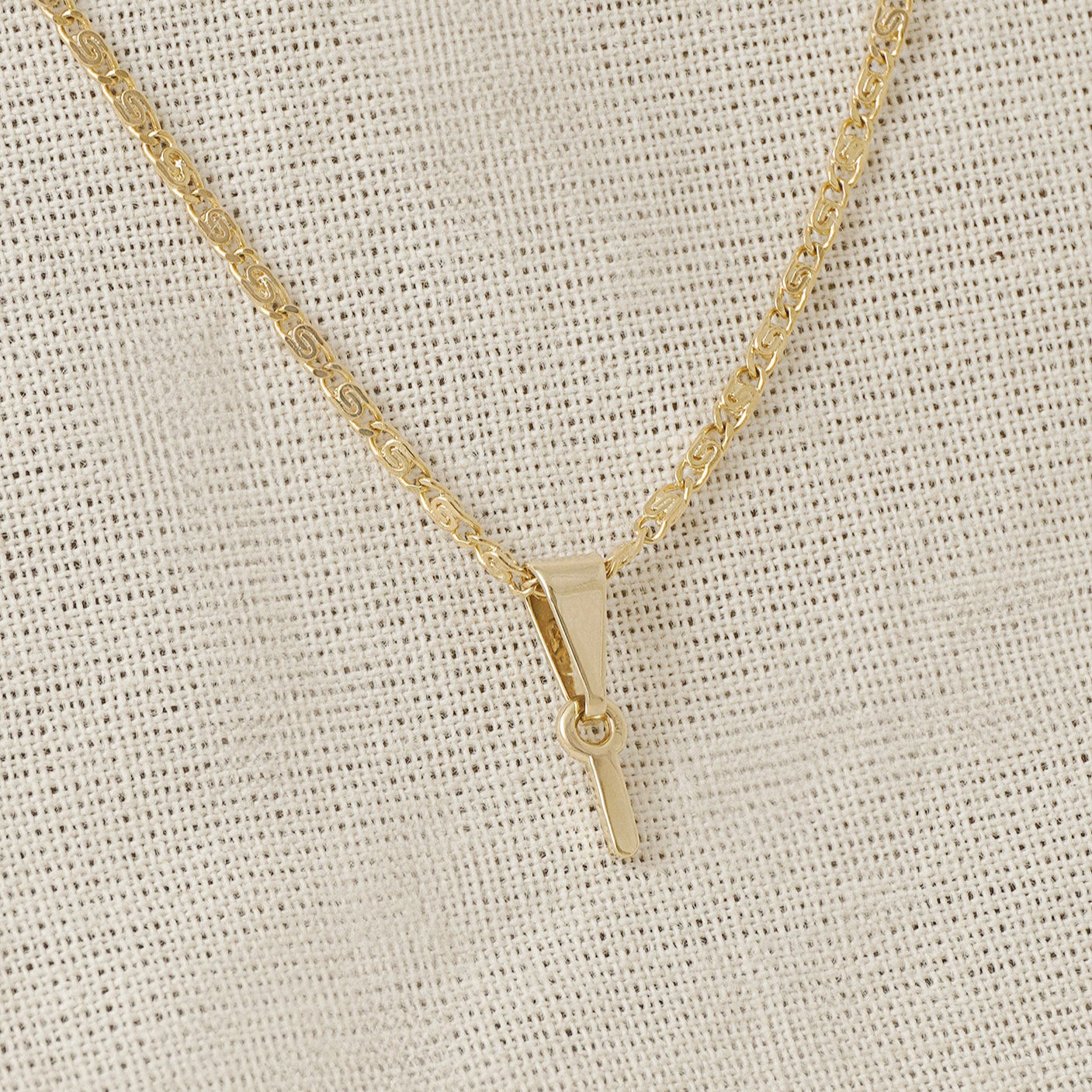 26360I - Dije Silueta Letra I Lisa Mini