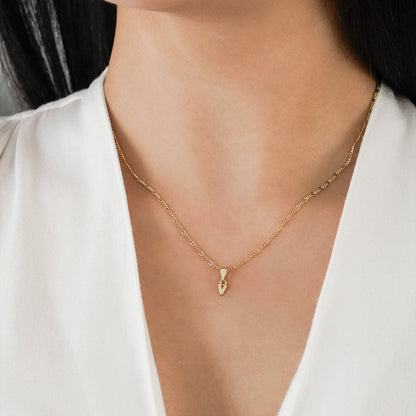 26360V - Dije Silueta Letra V Lisa Mini