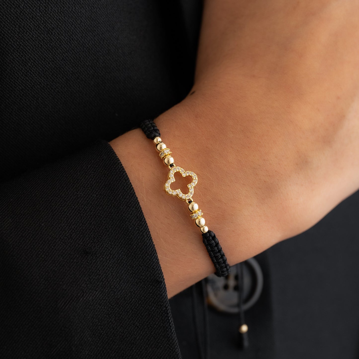 23293 - Herraje Clover Circonia Silueta 1.2 Cms