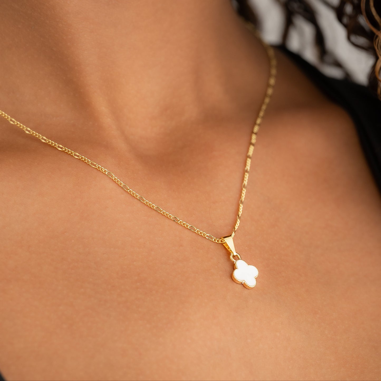 63002 - Conjunto Clover Blanco 1 Cm