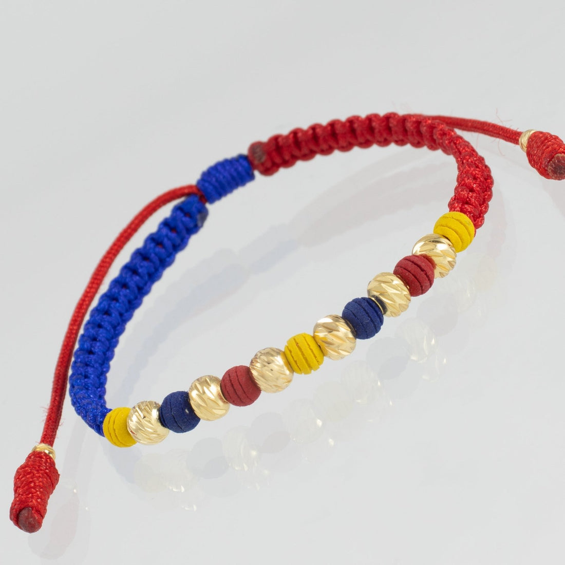 MC04 - Manilla Tricolor Colombia cn Balines Diamantados