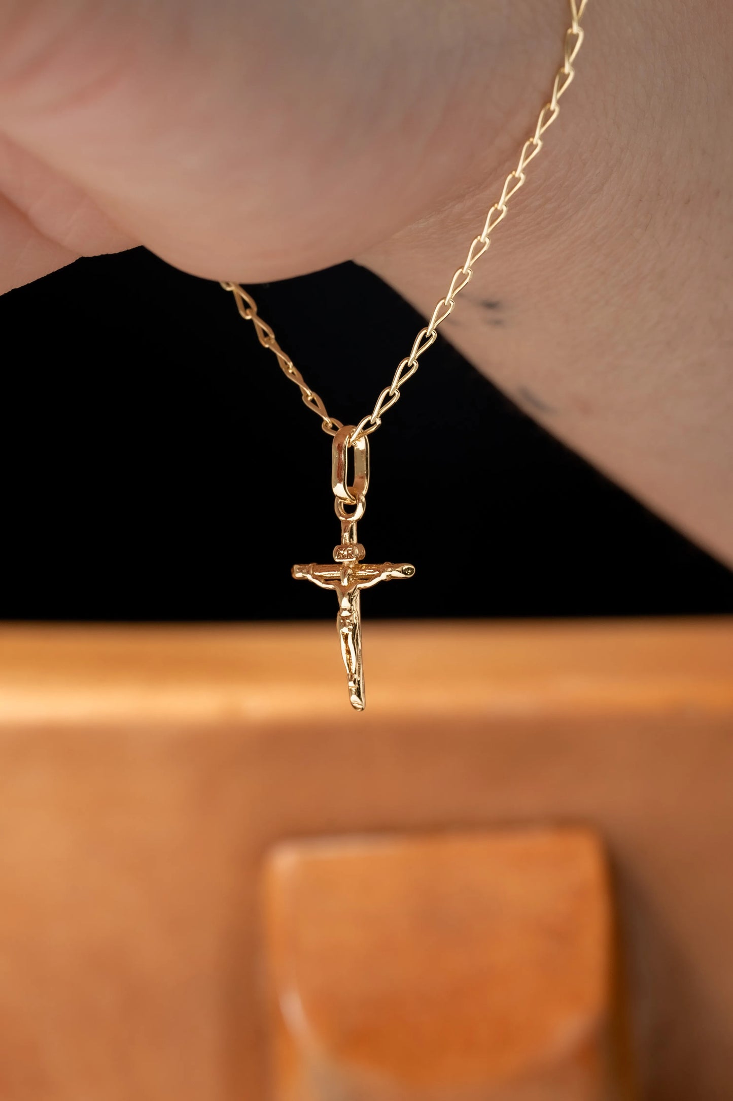 J23401 - Dije INRI Redentor Mini