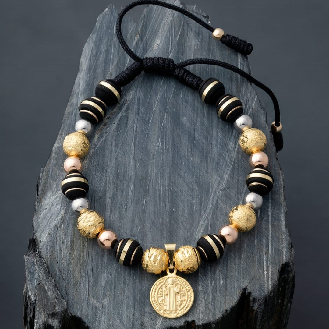 M108 - Manilla Balines y neoprenos con dije San Benito