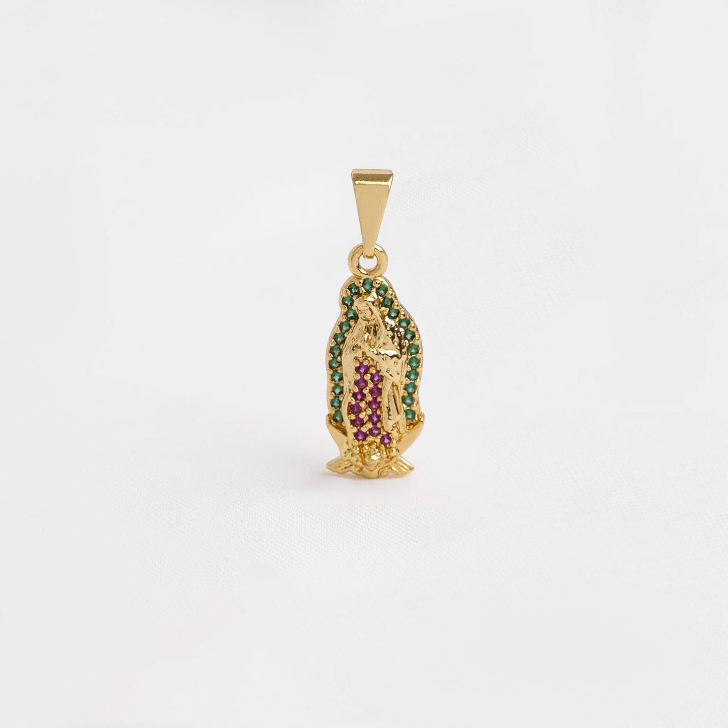 J23145 - Dije V. Guadalupe Silueta circonias 2 Cms