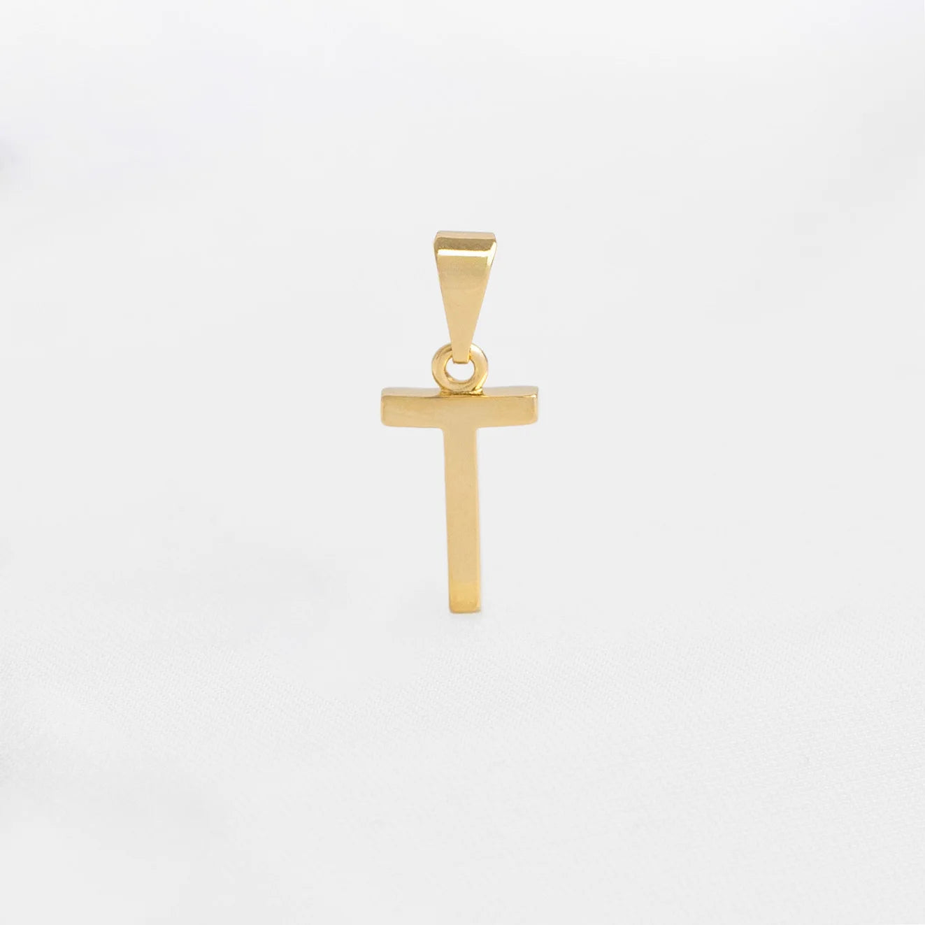 25360T - Dije Silueta Letra T Lisa Grande